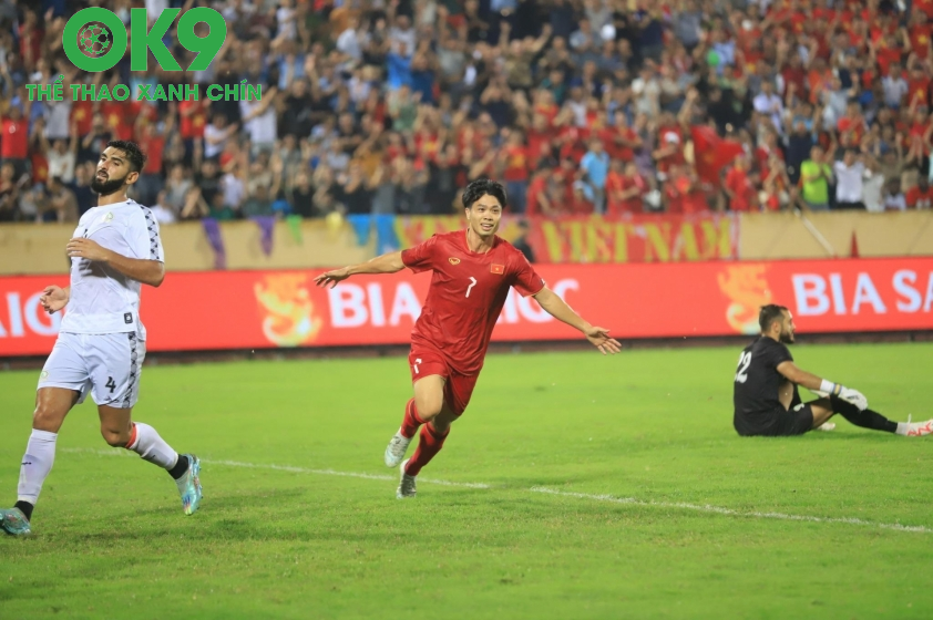 Công Phượng không được gọi lên ĐT Việt Nam dự AFF Cup Công Phượng không được gọi lên ĐT Việt Nam dự AFF Cup